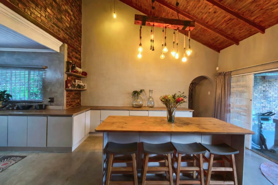 5 Bedroom Property for Sale in Vaalpark Free State